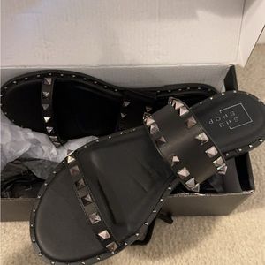 Shu Shop black sandals
